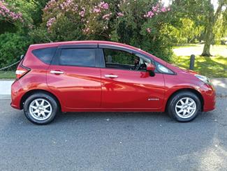 2016 Nissan NOTE - Thumbnail