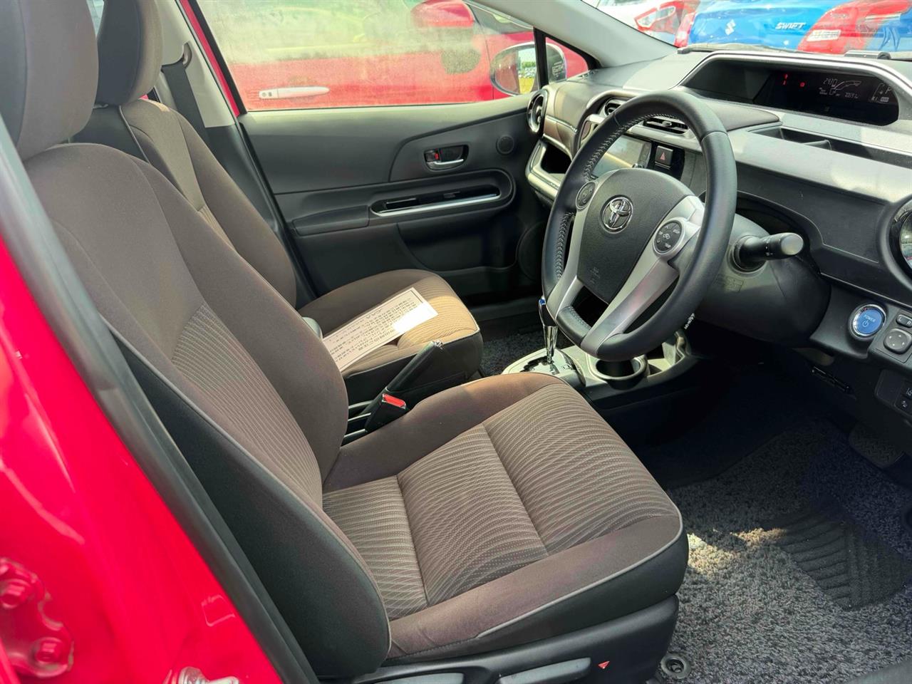 2016 Toyota AQUA