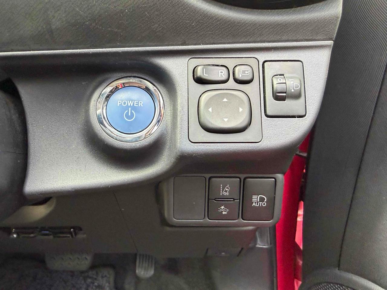 2016 Toyota AQUA