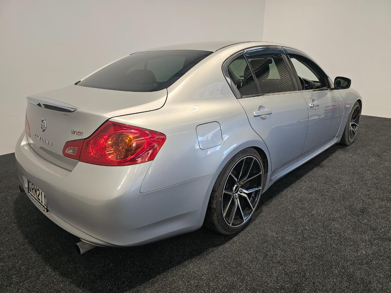 2010 Nissan SKYLINE