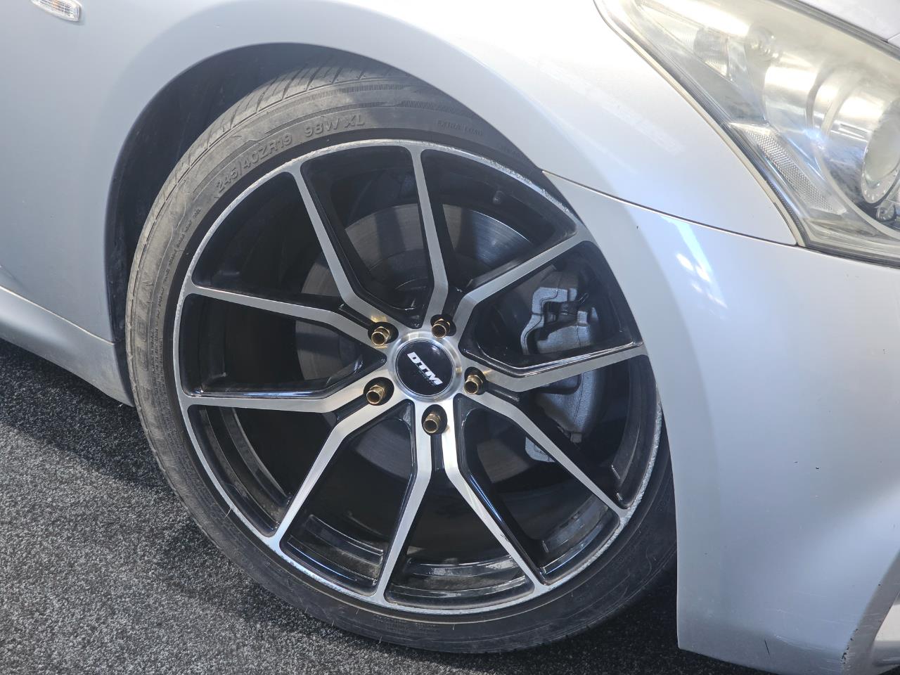 2010 Nissan SKYLINE