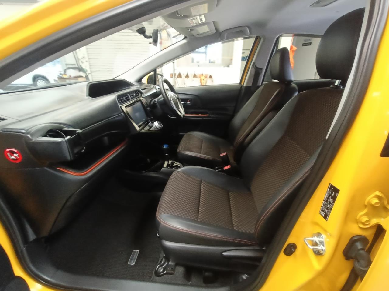 2015 Toyota AQUA