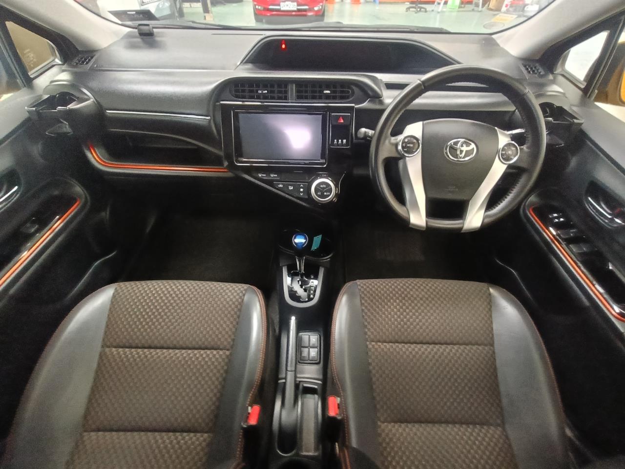 2015 Toyota AQUA