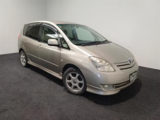 2003 Toyota Spacio - Thumbnail