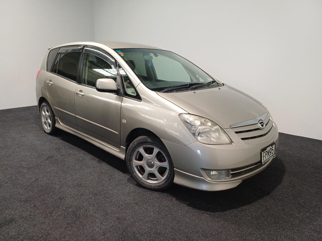 2003 Toyota Spacio