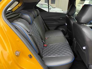 2022 Nissan KICKS - Thumbnail