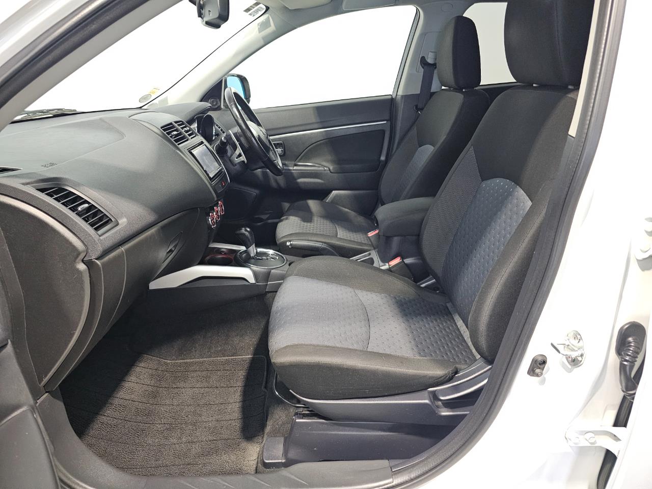2011 Mitsubishi RVR