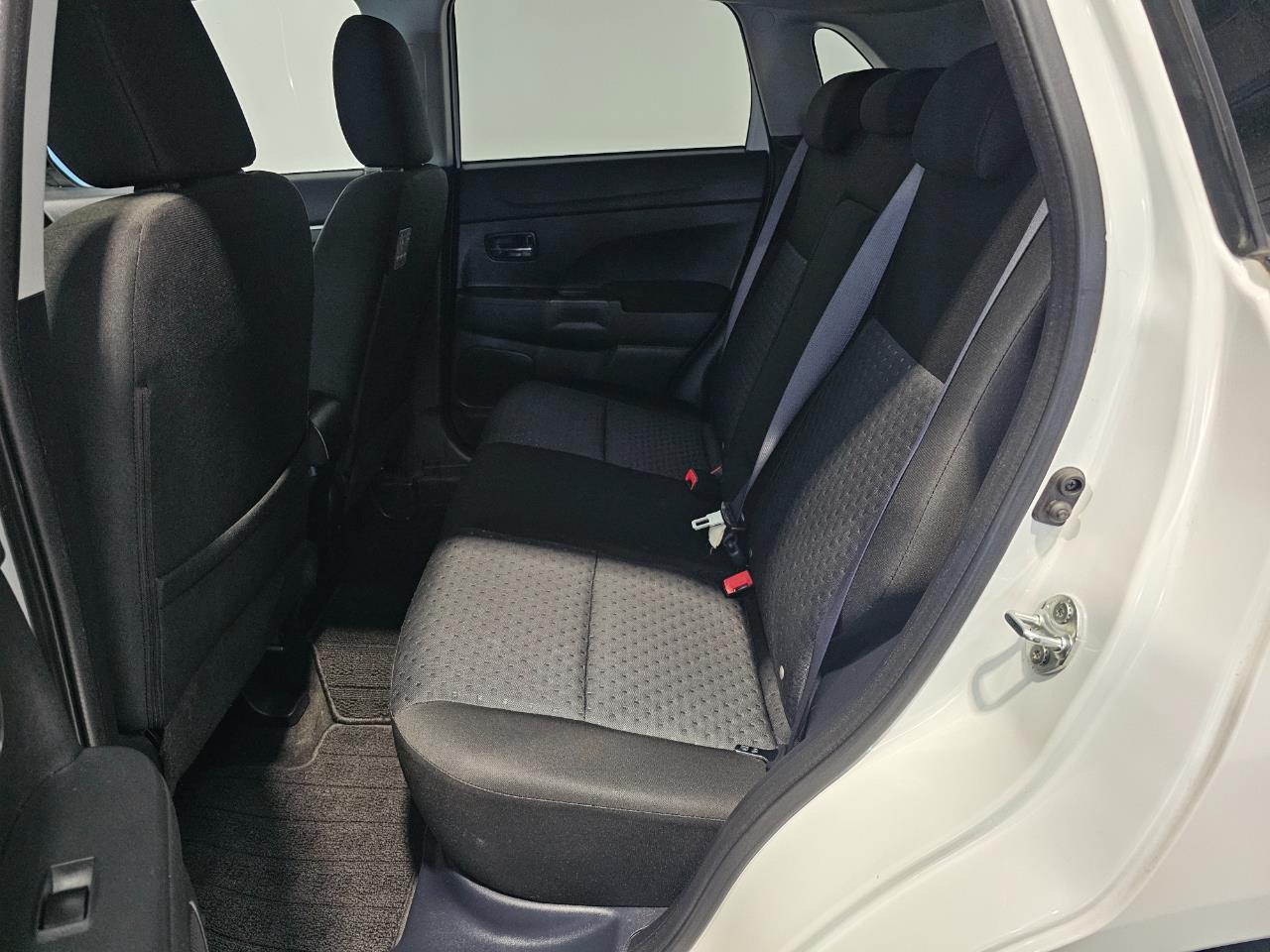 2011 Mitsubishi RVR
