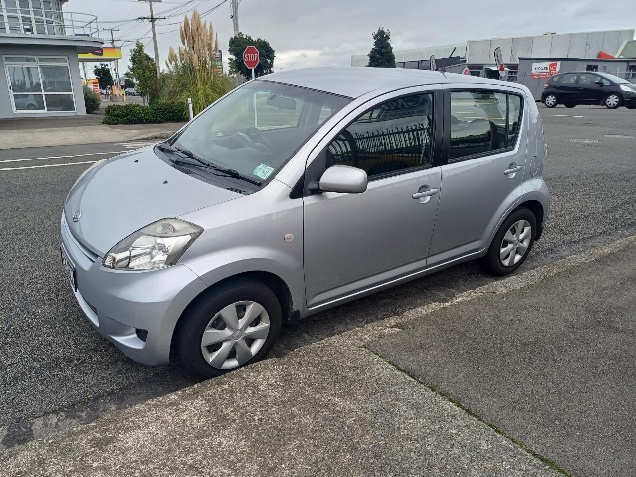 2008 Daihatsu Sirion